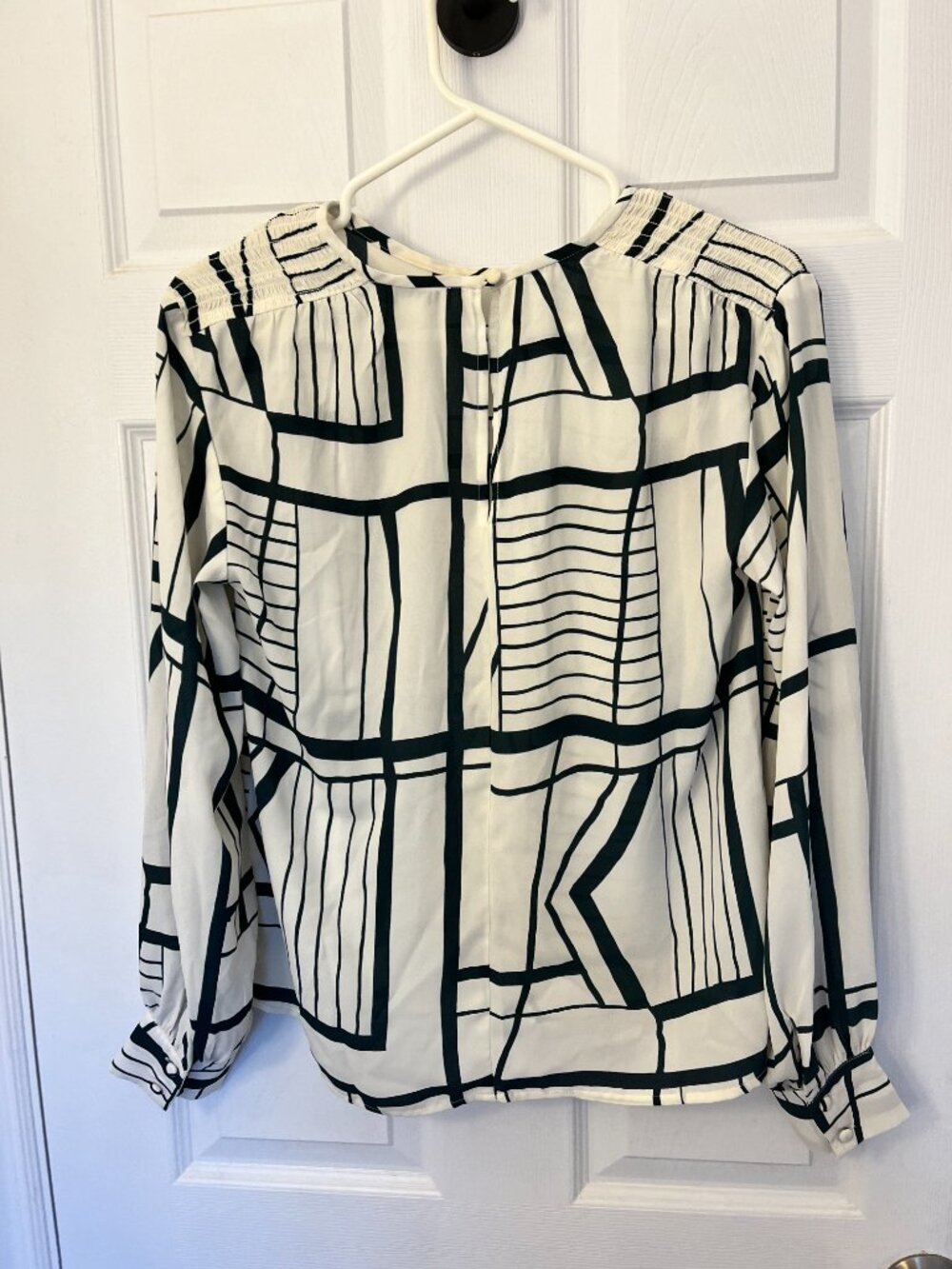 Club Monaco - Smocked Shoulder Blouse - Picture 4 of 9